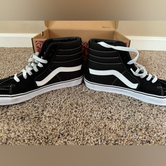 Vans Sk8 Hi Shoe - Picture 7 of 7
